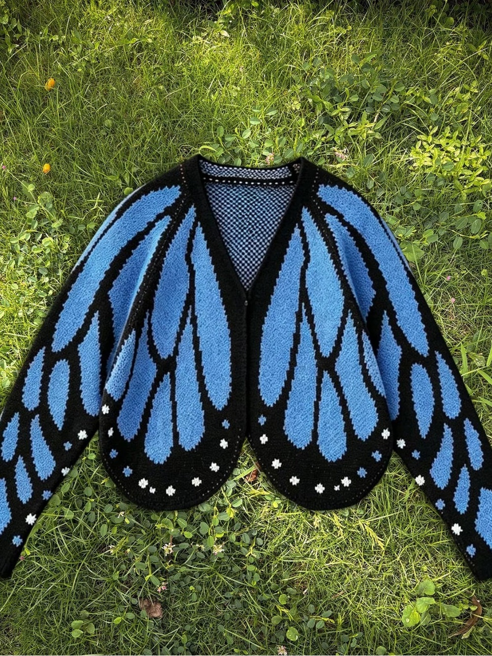 Morpho blue butterfly cardigan - Picture 2 of 8